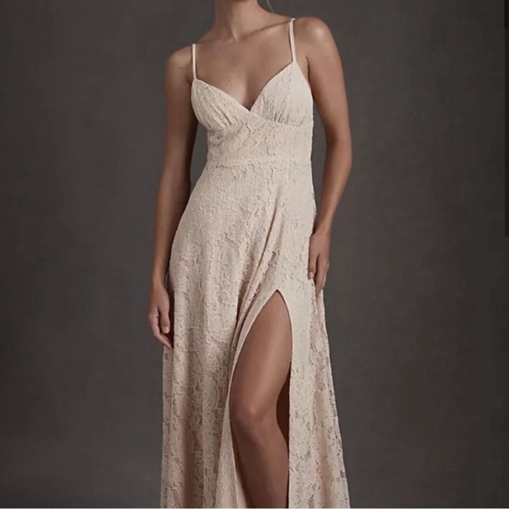 Fame and Partners Romantic rosettes long lace dress - Picture 4 of 16